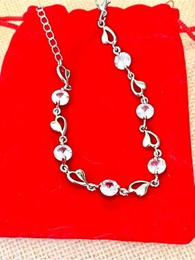 Mossinite 3.5k Sterling Silver Heart Link Bracelet W/Dust Bag